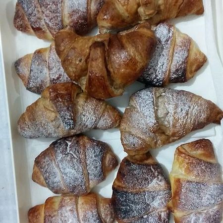 مبيت وإفطار مورتشانو دي ليوكا Bonjour المظهر الخارجي الصورة